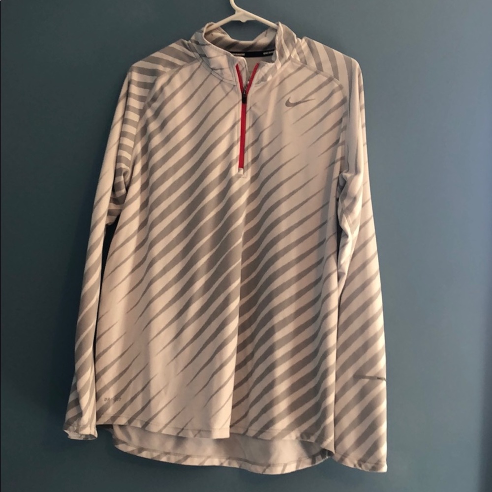 Nike running top